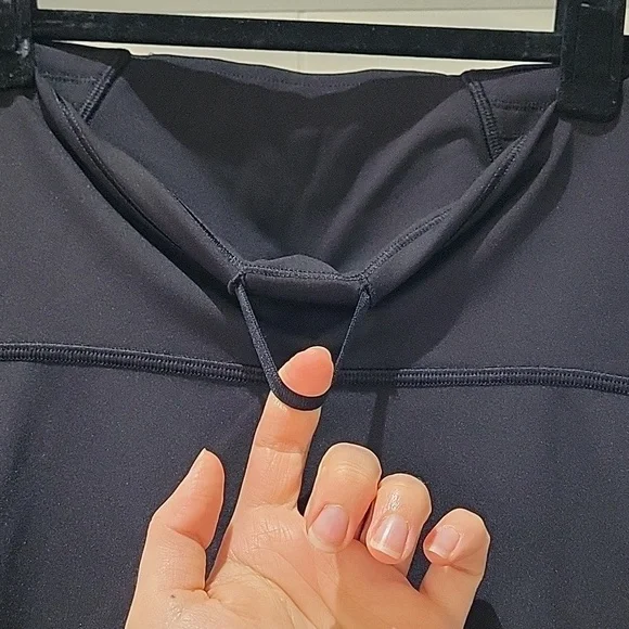 Training tight - Picture 3 of 5